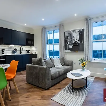 1 Bedroom Apartment - Central Richmond-Upon-Thames